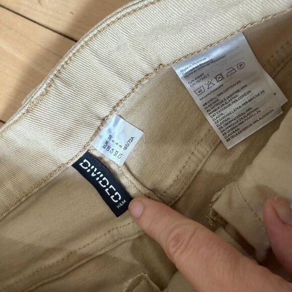 H&M Divided Tan Wide Leg Denim Jeans Chino's Pants Size 6 Stretch - Picture 5 of 8